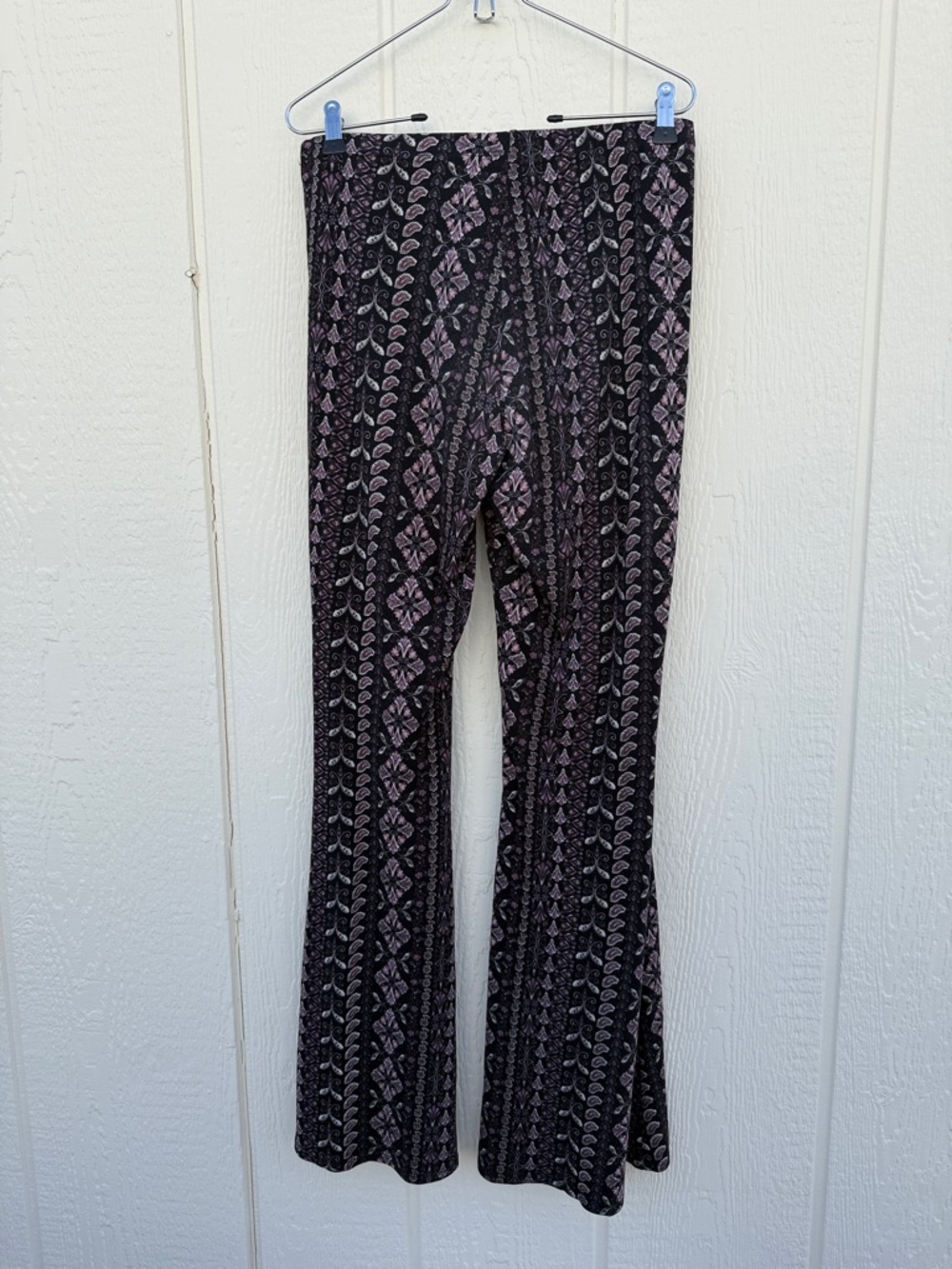 Bear Dance Womens Size L Flared Pants Paisley Floral Hippie Design Stretch Comfy - Picture 3 of 8